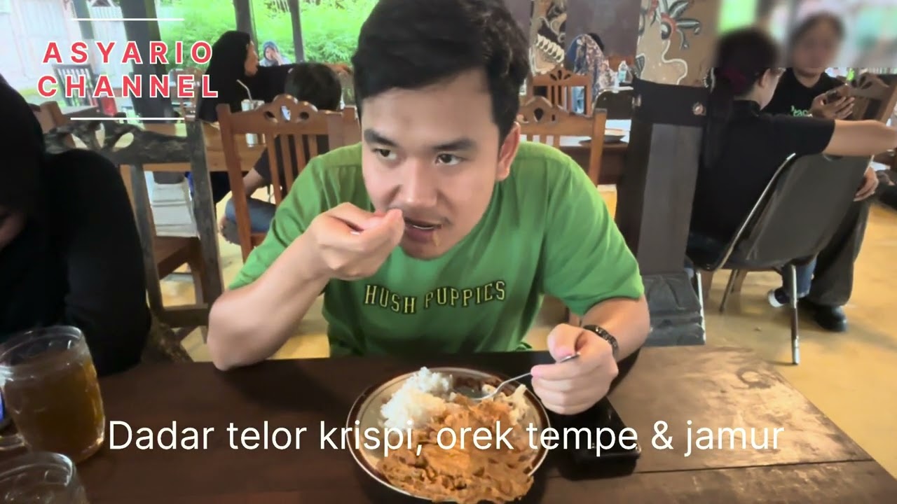 Ndalem Klangenan,rumah makan dg nuansa Jawa tradisional yang menjadi favorit warga lokal & wisatawan