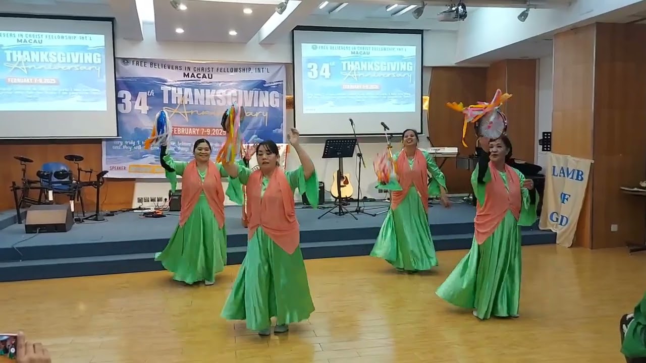 IT IS GOOD TO PRAISE THE LORD || TAMBOURINE DANCE COVER