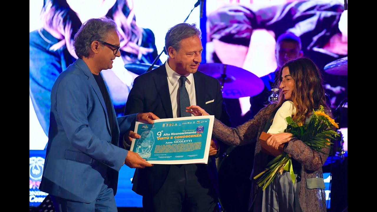 VIRTU' E CONOSCENZA 2025. Premiazione di Anna NICOLETTI, Vice Direttrice Vicaria del DAY TIME - RAI