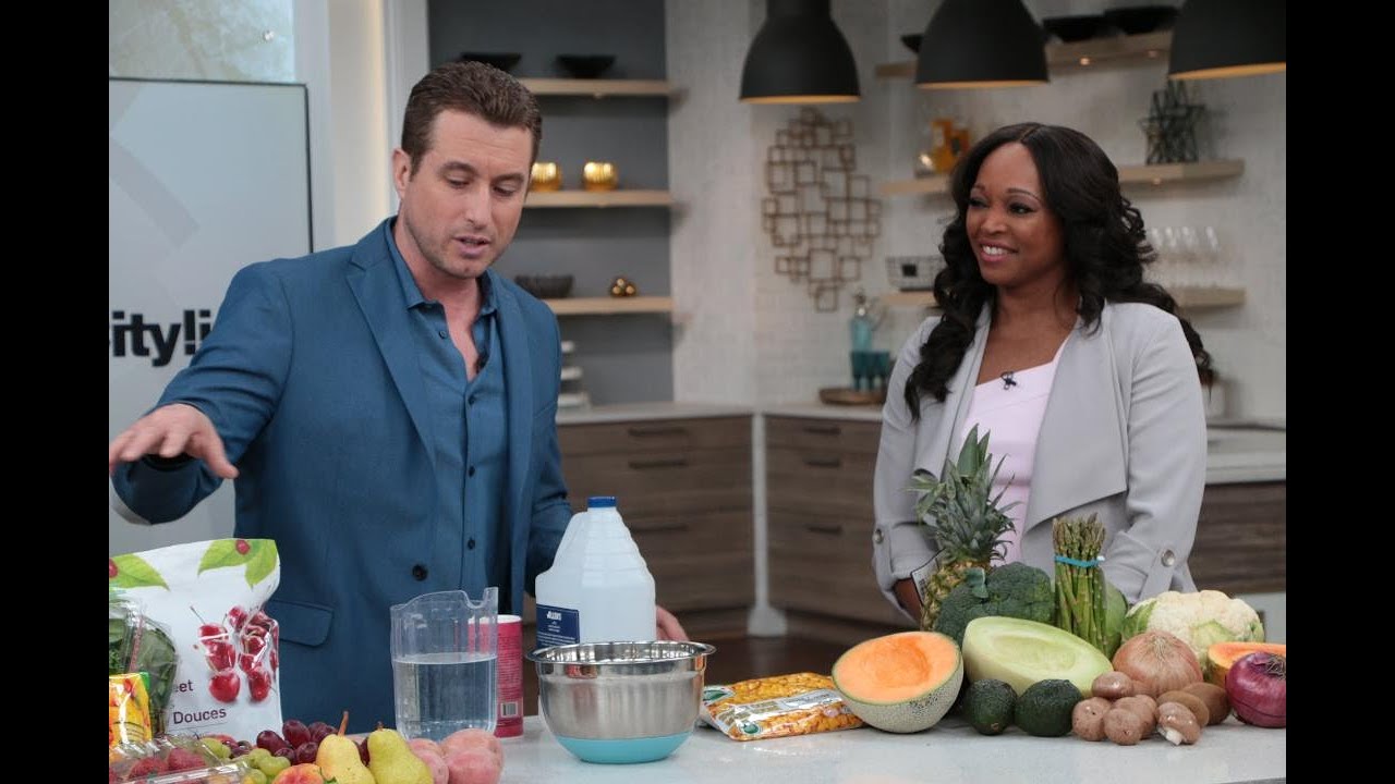 The dirtiest fruits + vegetables that are in your refrigerator