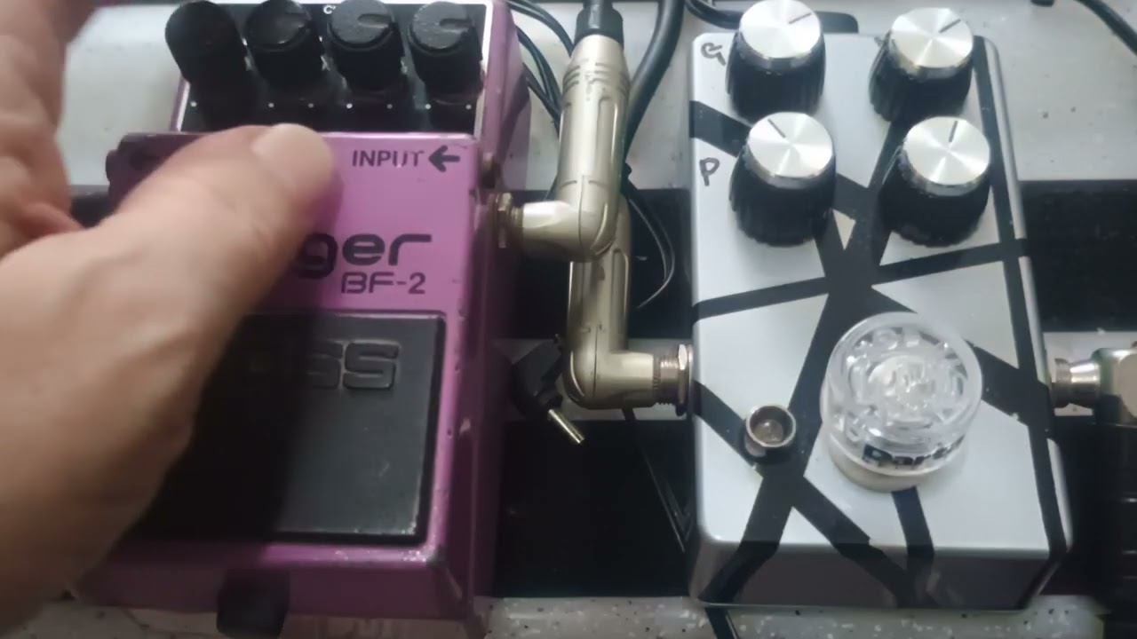Flanger Boss BF-2 + Unchained Darta Effects 