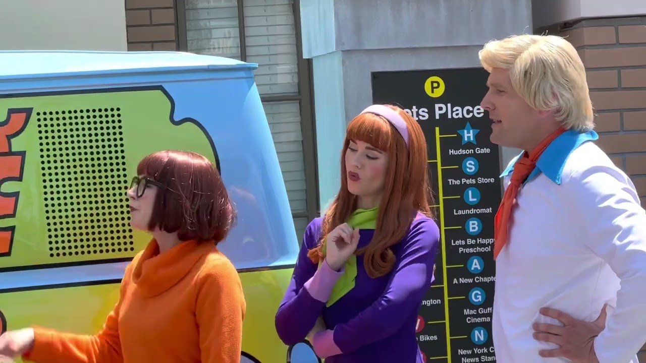 Scooby doo  real life at universal studios