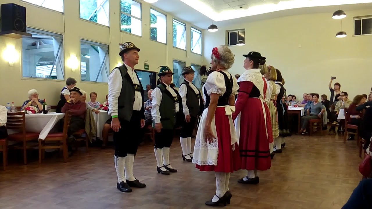Festa Gold Und Silber. Lyra. Webertanz