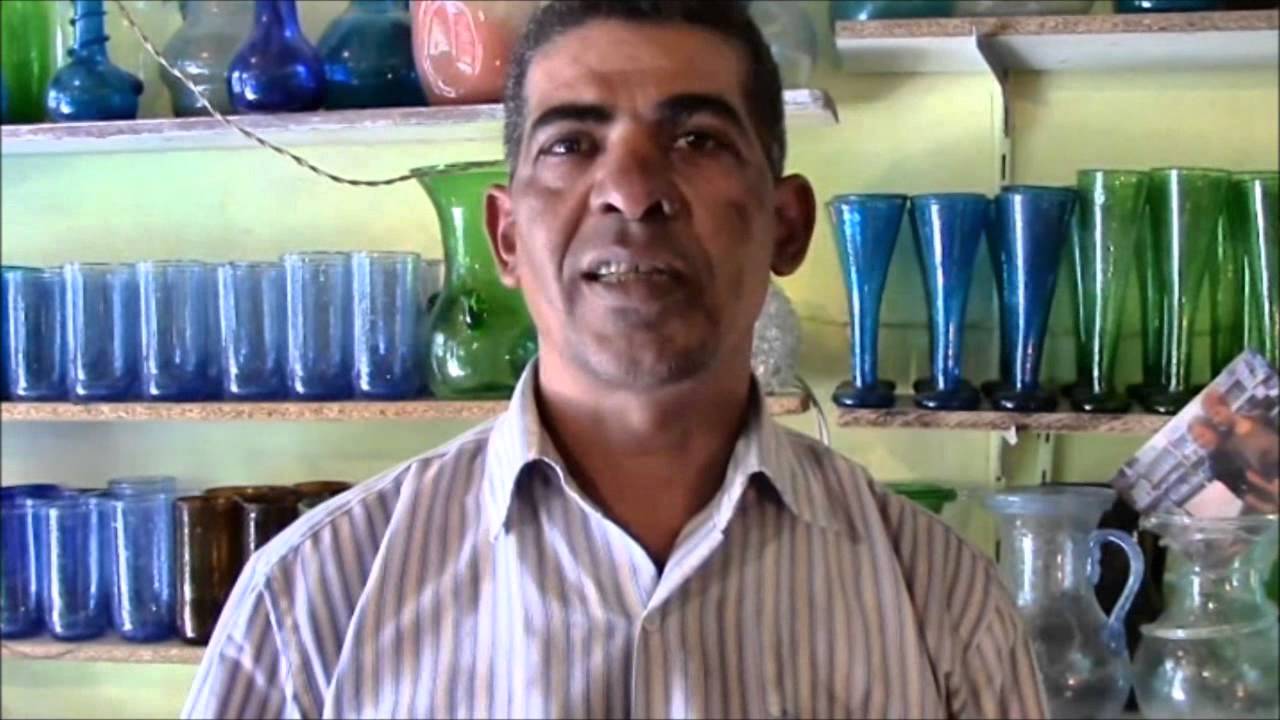 صناعة الزجاج اليدوي Handmade Glass