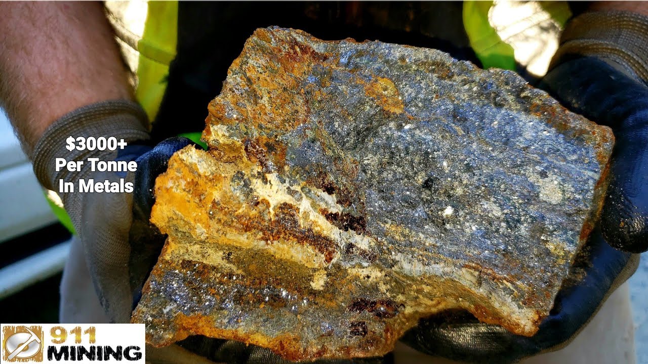These Large Quartz Vein Zones Have High Grade Gold, Silver & Base Metals!
