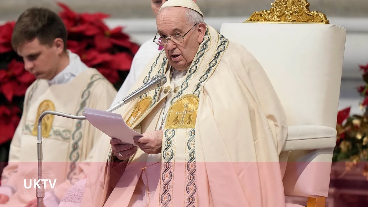 Pope Francis prays for Pope Emeritus Benedict XVI at New Year Mass