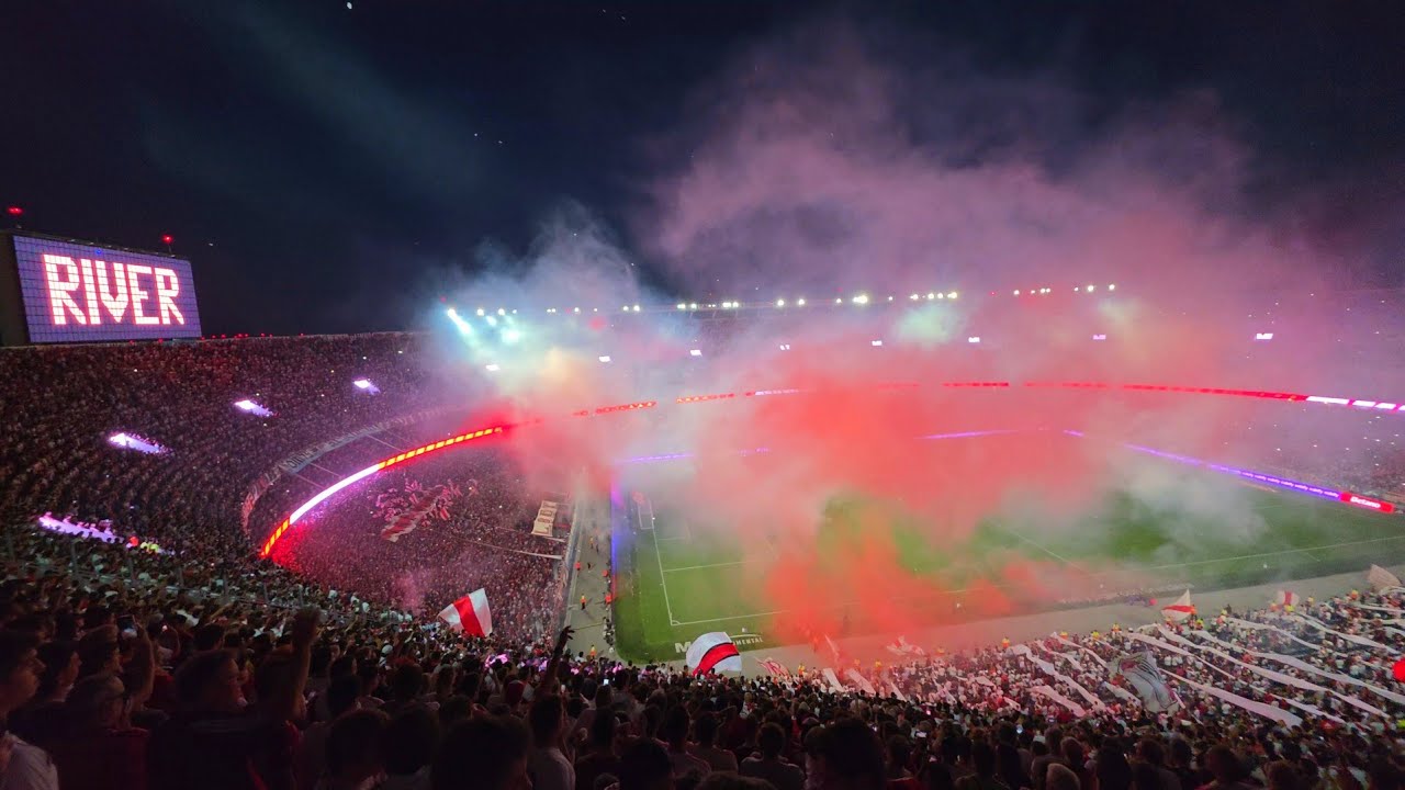 💢El RECIBIMIENTO de River vs Sarmiento ⬜️🟥⬜️