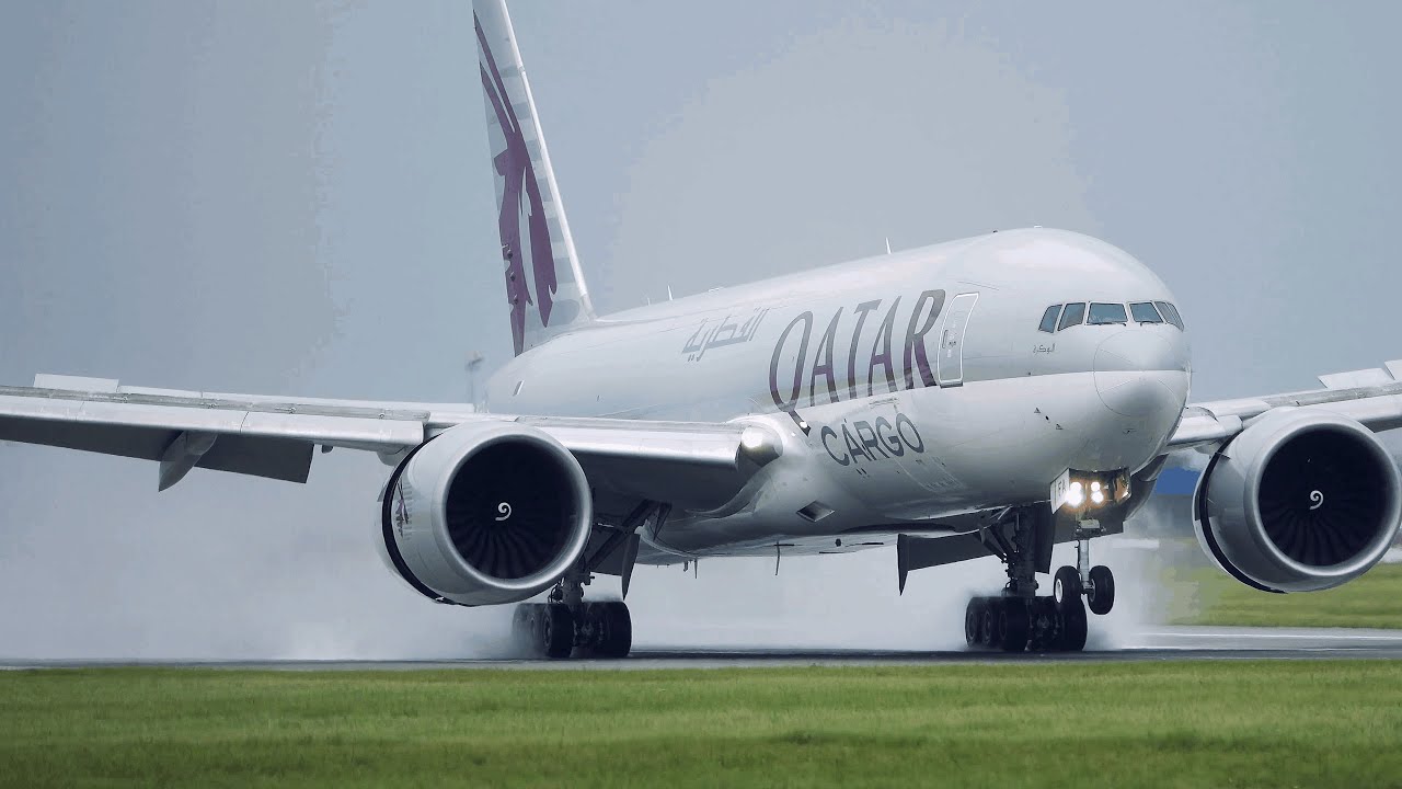 (4K) Planespotting Prague (PRG) Ep. 3 | Rainy&Wet A400M,B777,B787,A330&more