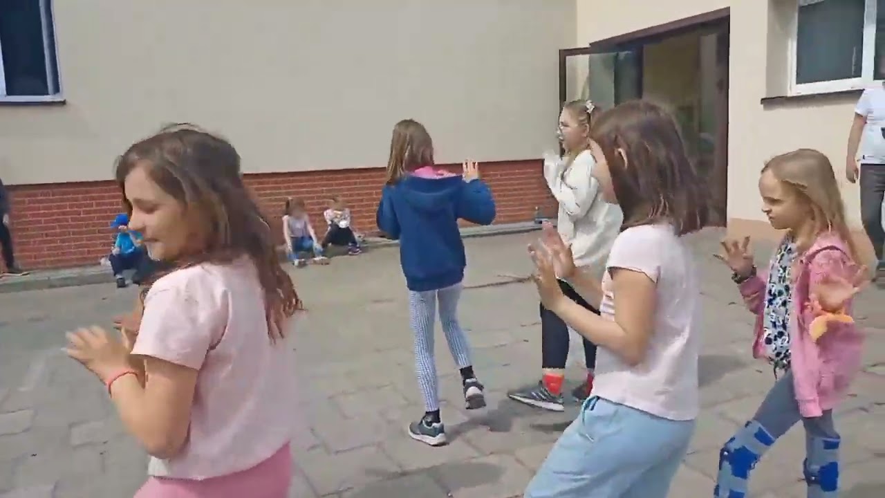 Integracja przez taniec