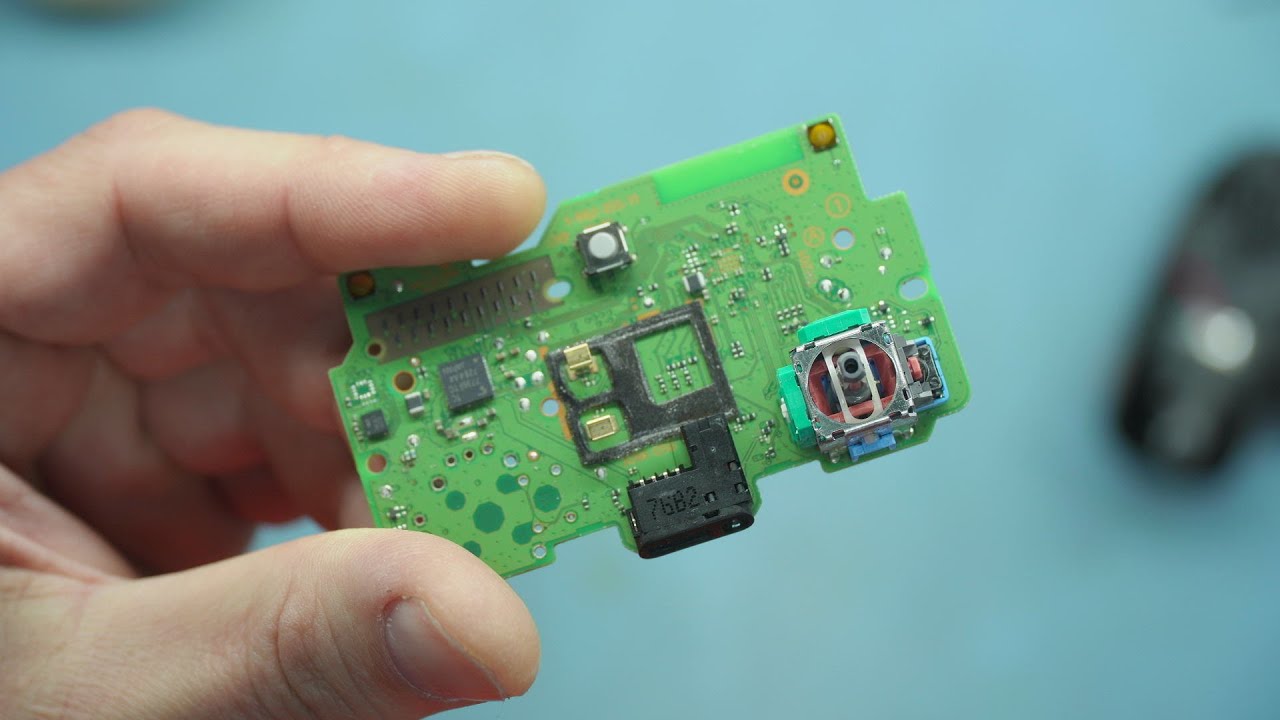 Another ps4 controller , which have problem with charging , no power on
