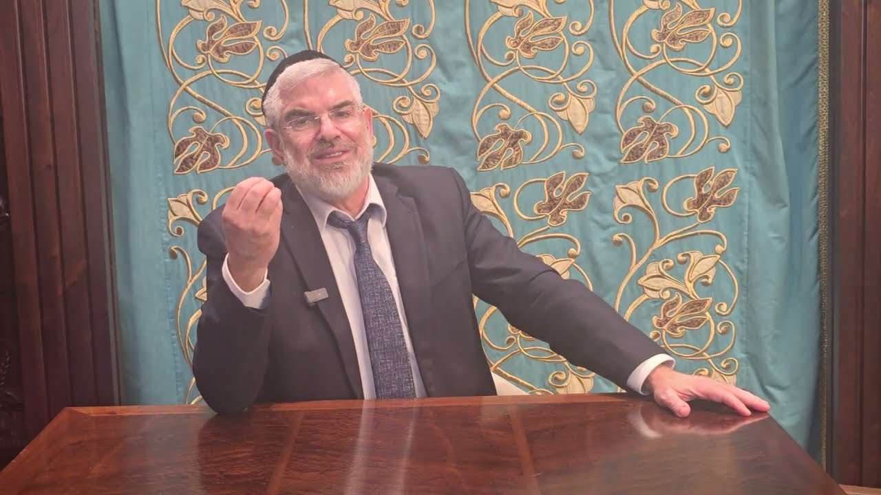 למה יוצאים לסוכה? התשובה שתחזק את הזהות שלך