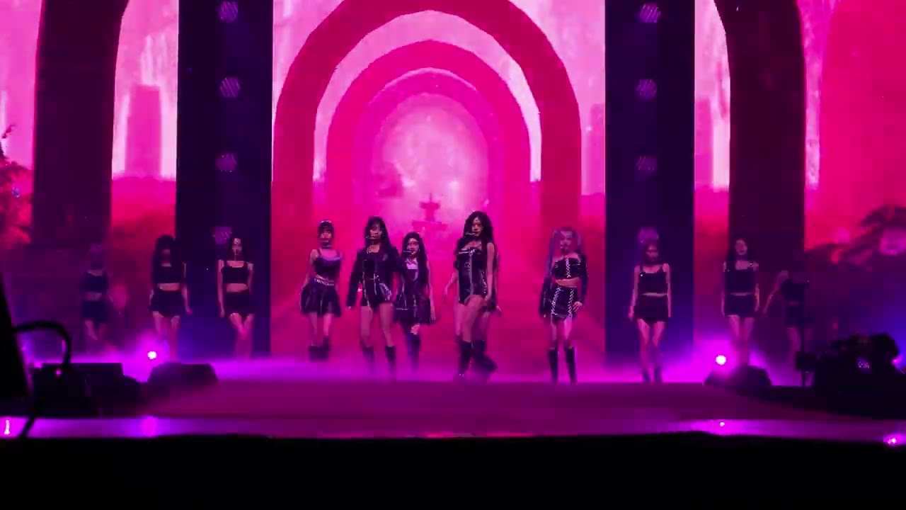 [4K] 240329 IVE 아이브 Hypnosis (섬찟) + My Satisfaction - New York City/Newark - Show What I Have