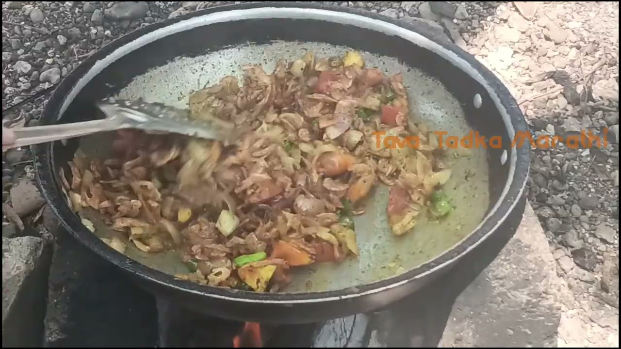 Simple Desi Village Meal | सुक्की कोळंबी आणि बाजरी भाकरी | Relaxing Outdoor Cooking ASMR