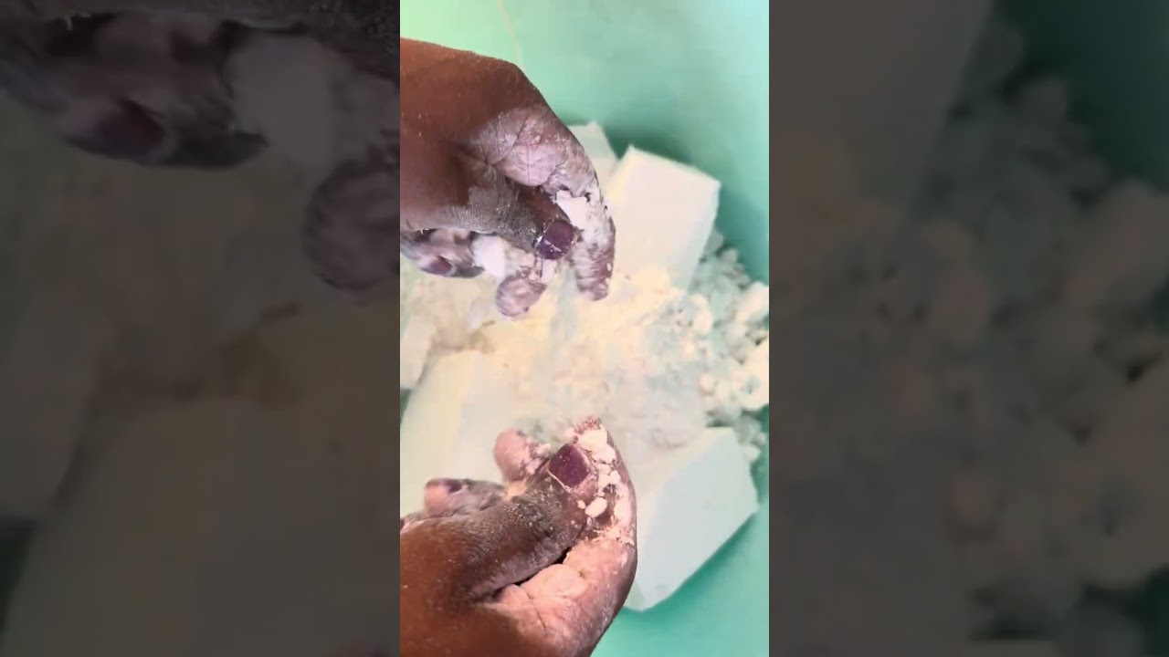 Chalk ASMR . White chalk crushing.  #chalkasmr #gymchalk #asmr ￼