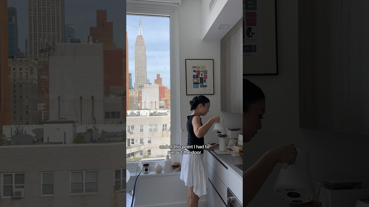 Morning Routine in my NYC apartment  #dayinmylife #nycvlog #koreanskincare #aesthetic