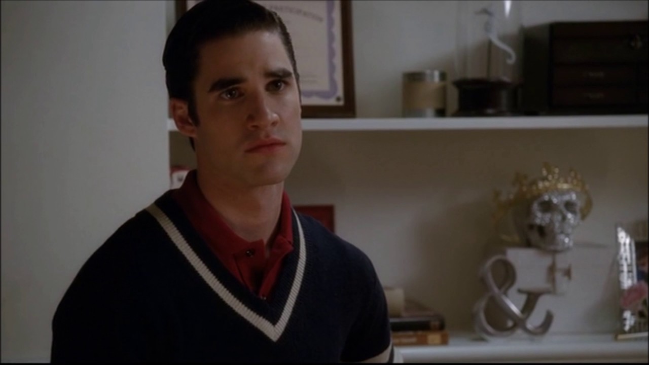 Glee - Blaine accuses Kurt of cheating on him 3x17