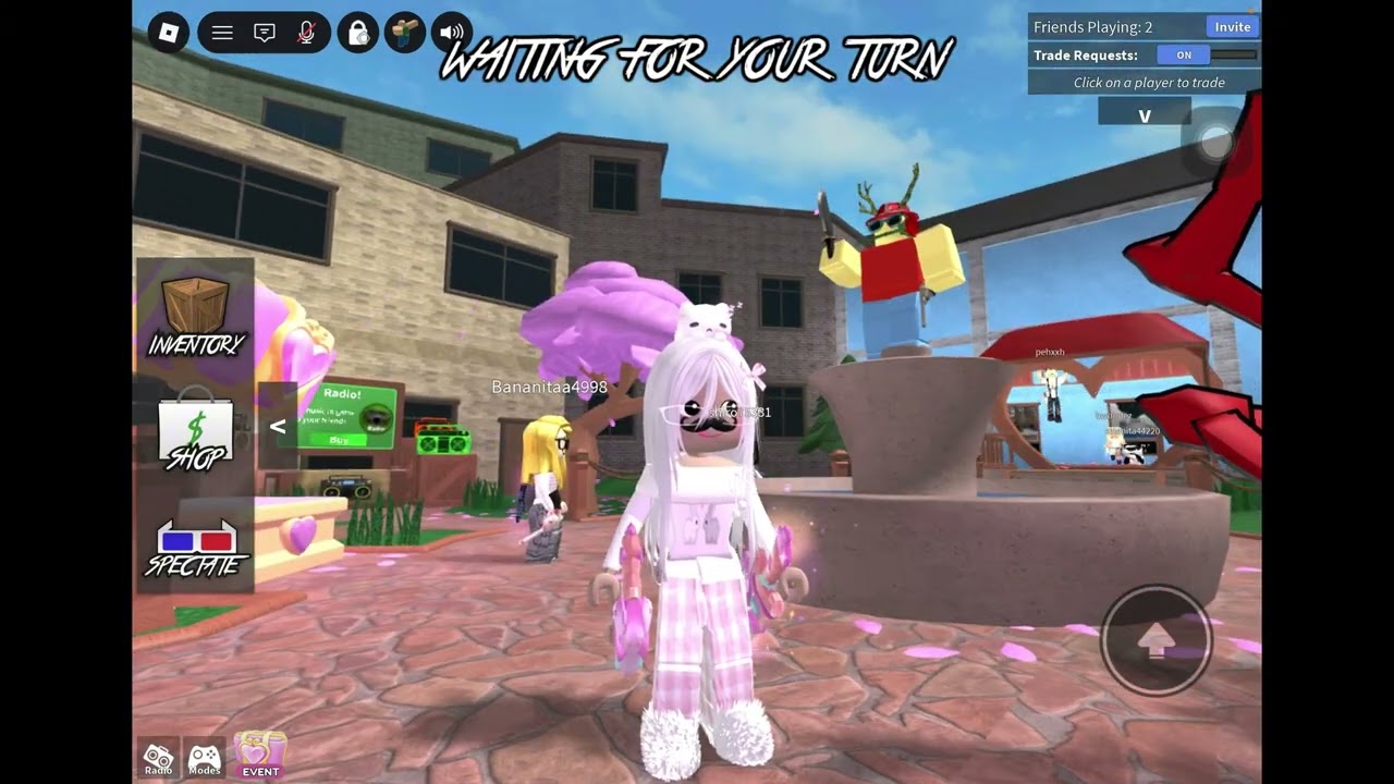 PLAYING MM2 WITH NEW SWEET AND TREAT