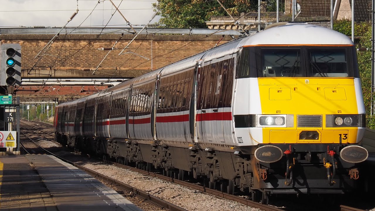 Trains at Biggleswade | ECML | 1/11/22