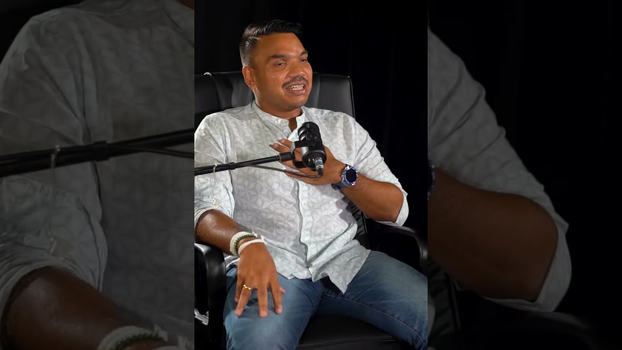 නාමල් රාජපක්ශ කාපු පළවෙනි බූට් එක ගැන පළමුවරට කියන කතාව  Namal Rajapksha
