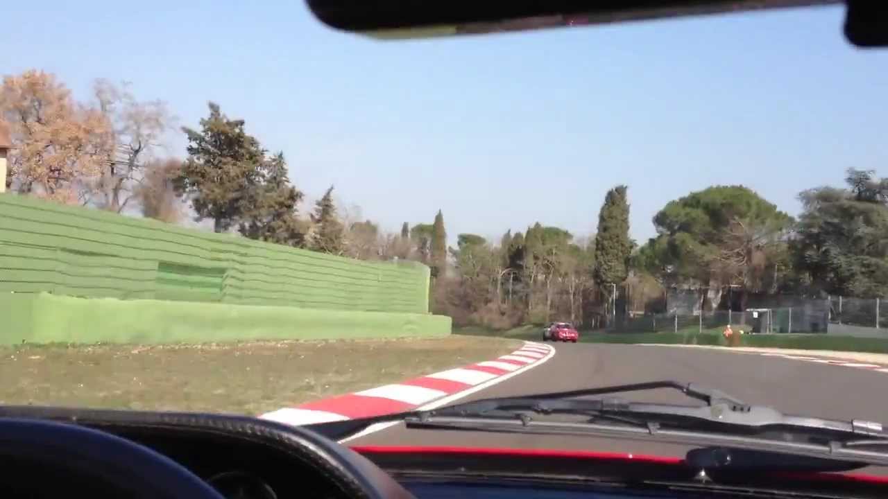 Ferrari 208 GTS Turbo a Imola