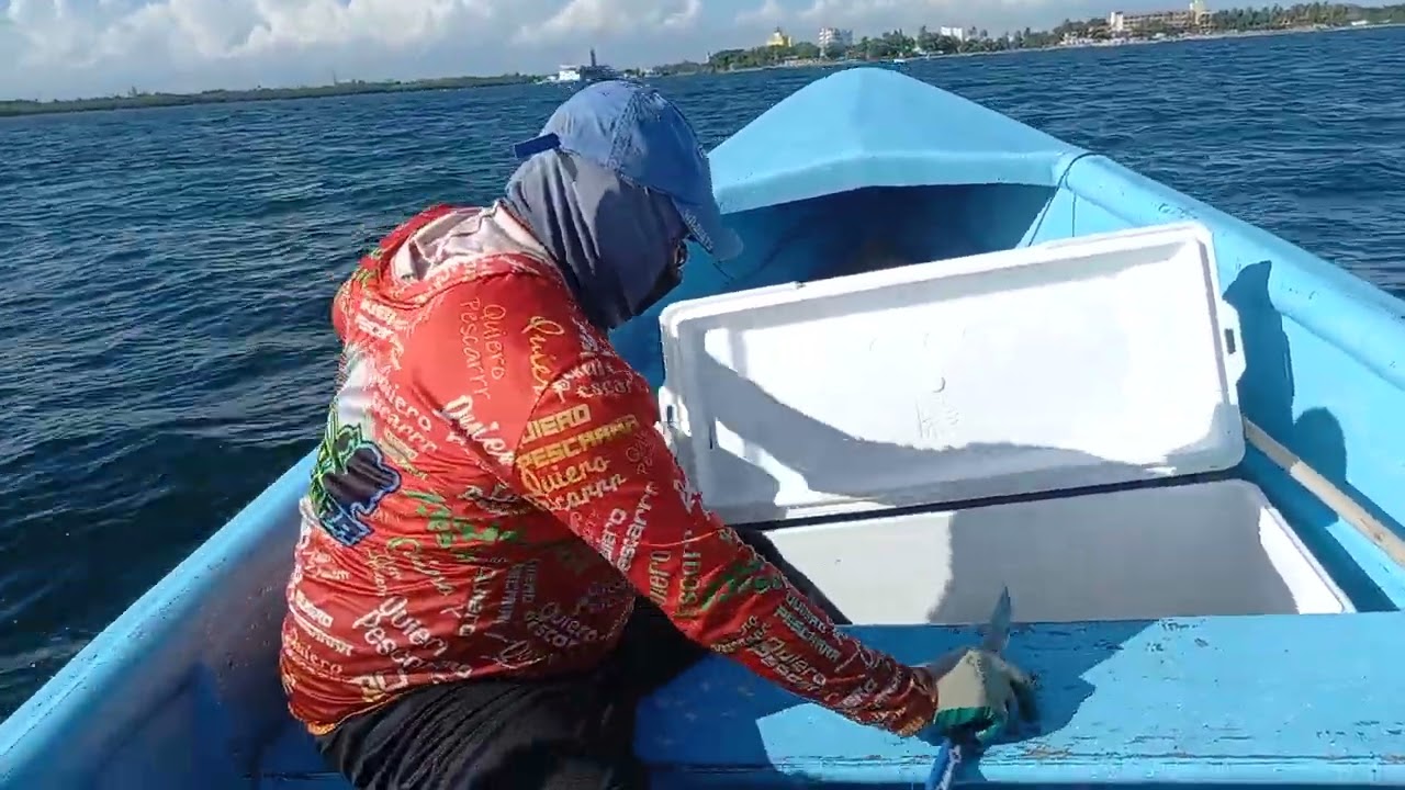 llegando a casa luego de un día de pesca de chillos.