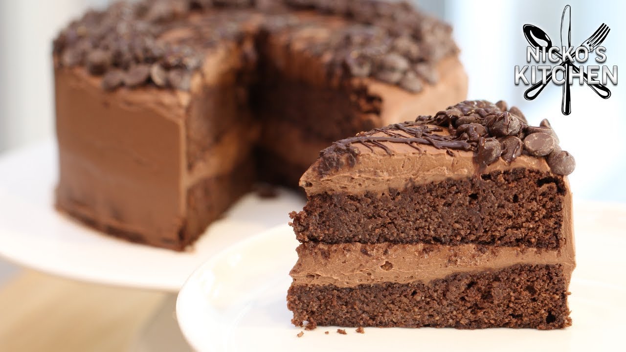 Keto Chocolate Cake | The ULTIMATE low carb cake!