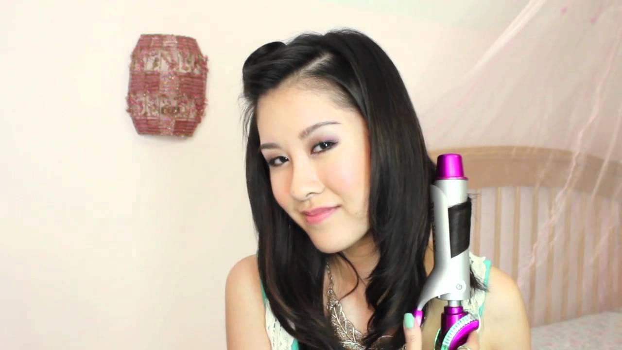 Hair How to: Cute & Easy Victory Roll!