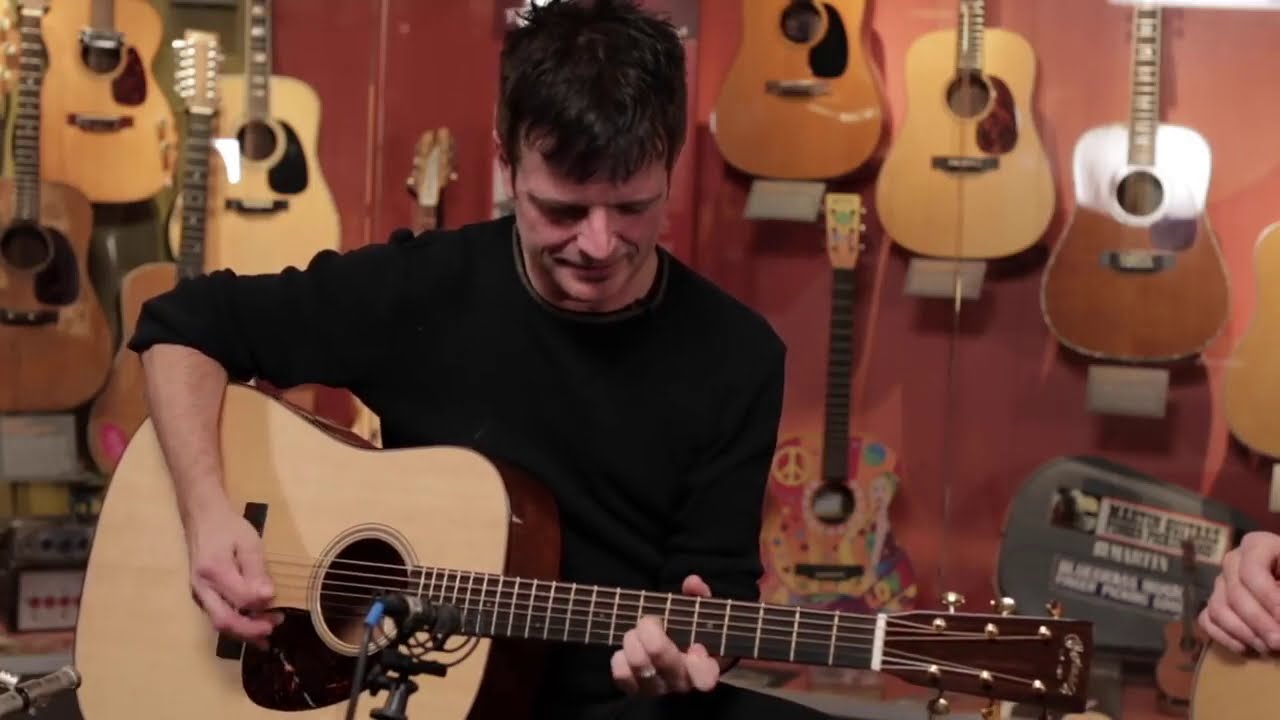 Modern Deluxe Series with Paul Riario of Guitar World