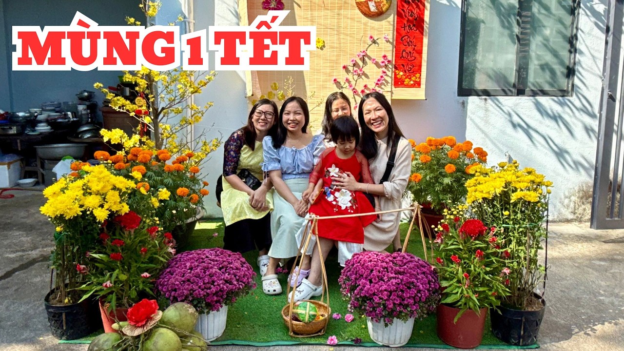 MÙNG 1 TẾT Ở VIỆT NAM - CHÚC XUÂN VÀ ĂN UỐNG THẢ GA || ĂN GÌ Ở MỸ
