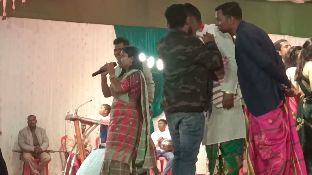 Tina hembram SOHRAI ENE in rajdhani ranchi SOHRAI...#santhalivideo #tinahembram #sohraivideo2026 