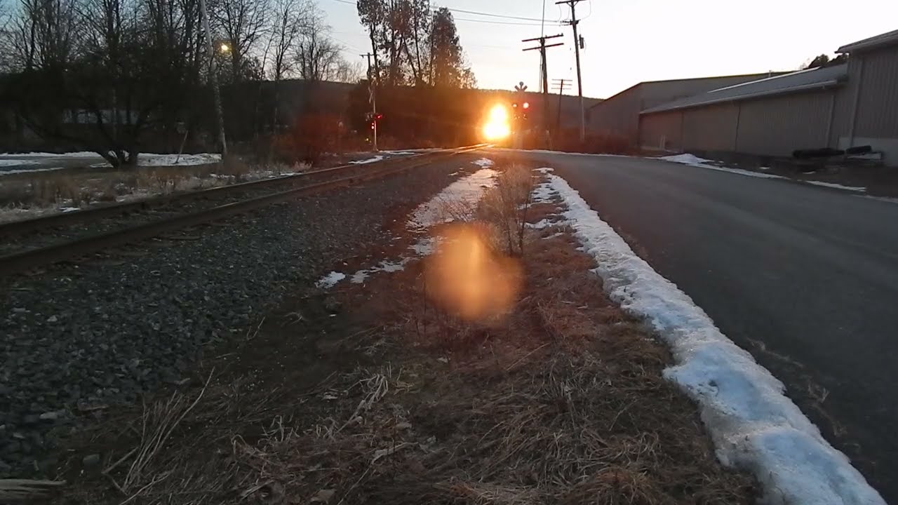 ITHACA CENTRAL RR ITHR101 ENGINE4241 LEADS LITE POWER AFTER DOING A SPENCER RUN IN SPENCER NY