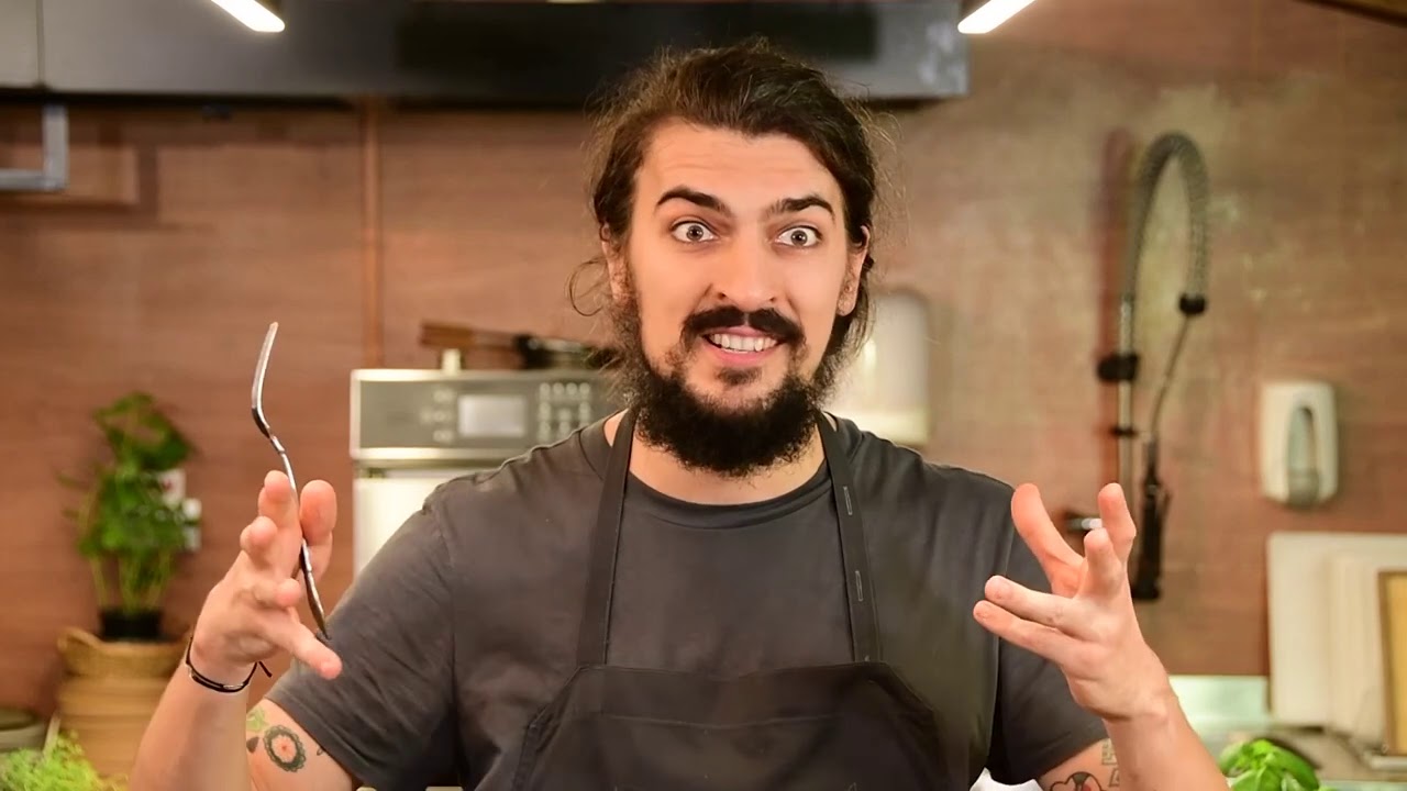 Guşti! Şi apoi mănânci cu Alex Petricean: Tips şniţel crocant - invitat Sorin Stoica (@TVR1)