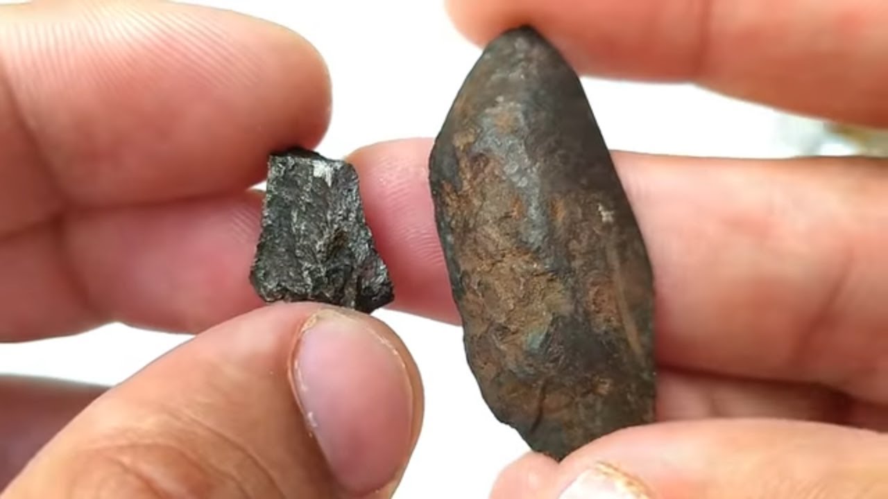 analizando pedra estranha METEORITO?