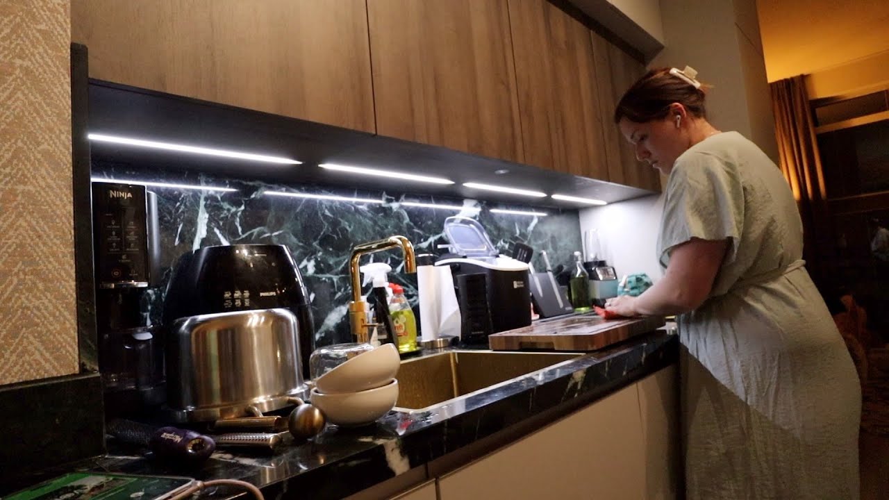 Bezig in de keuken | Vloggloss 3129