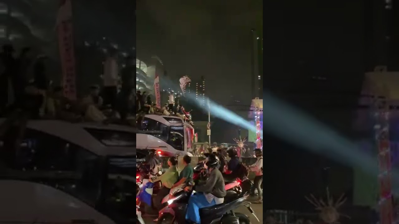 Suasana malam Takbir Lebaran Idul fitri 1443H Tanah Abang Jakarta #lebaran2022 #shorts