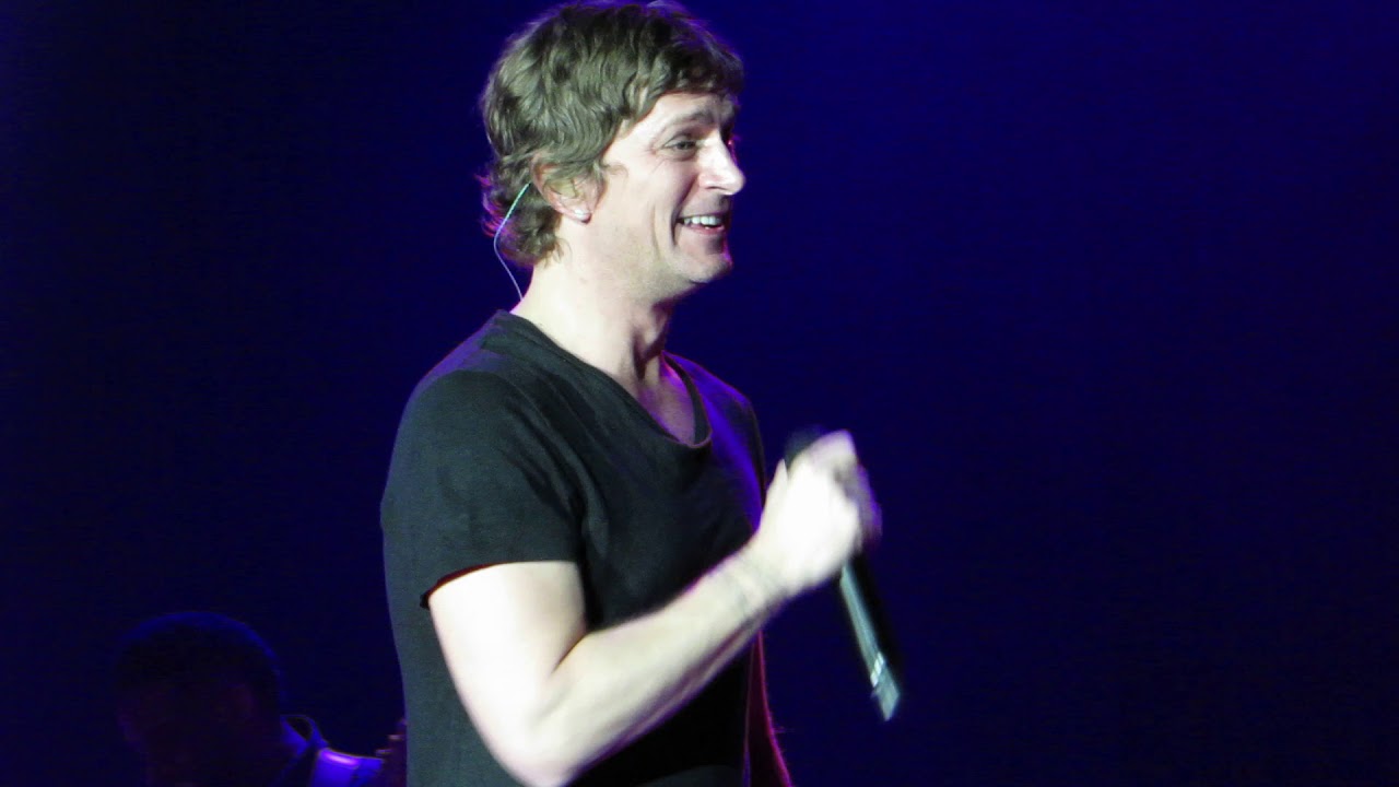 Rob Thomas 