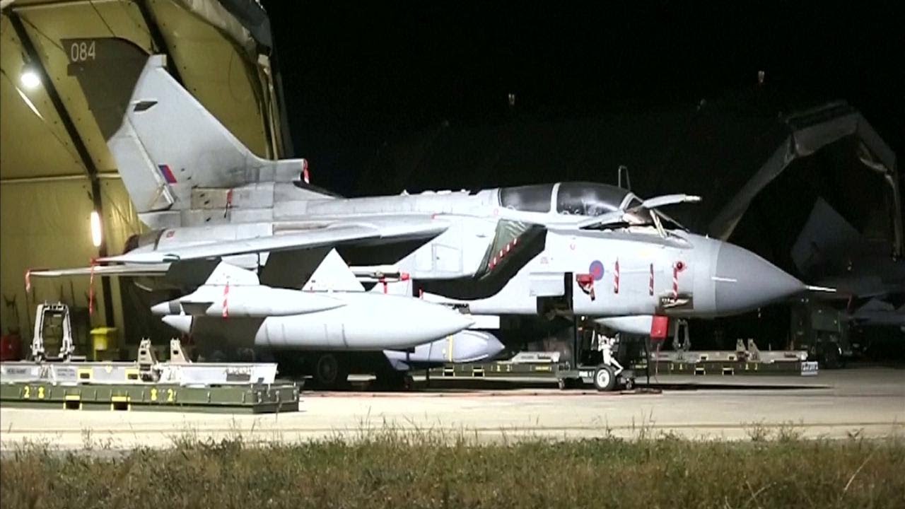 Siria, i caccia inglesi partono da Cipro per i bombardamenti