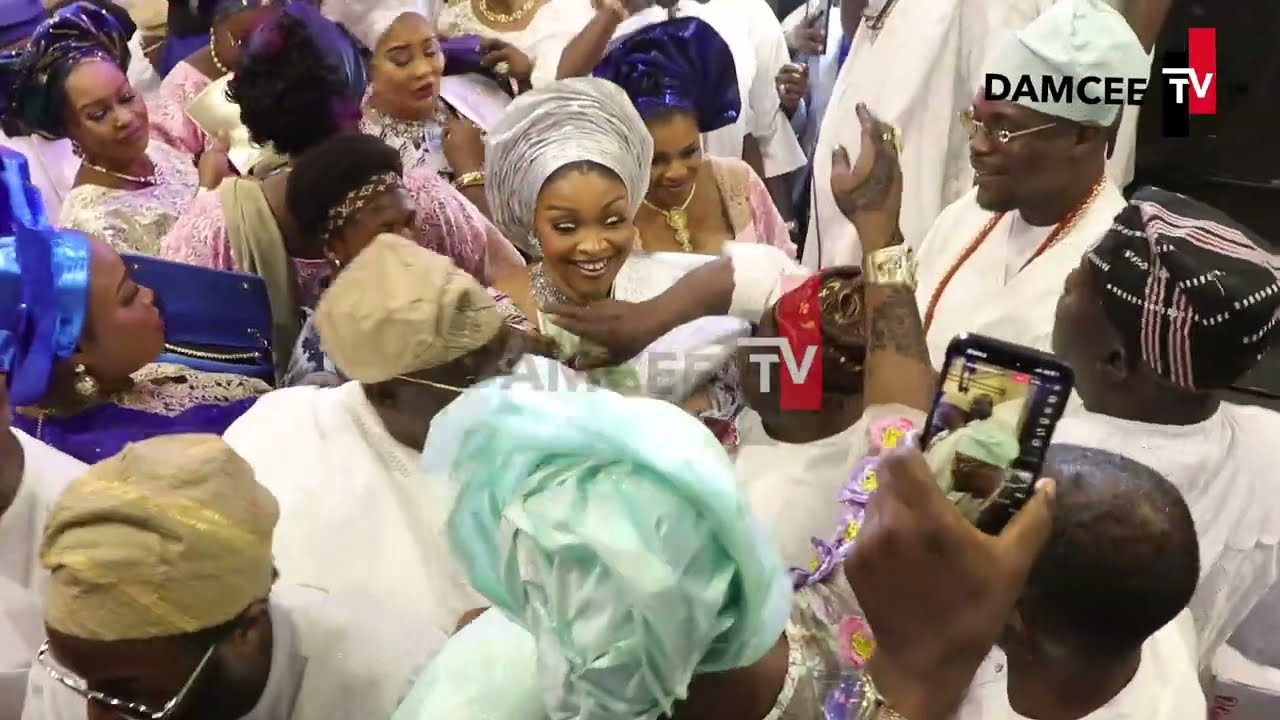 K1 de ultimate's performance at Abibat odunbaku aka Abike of Lagos and Idris bello wedding ceremony.