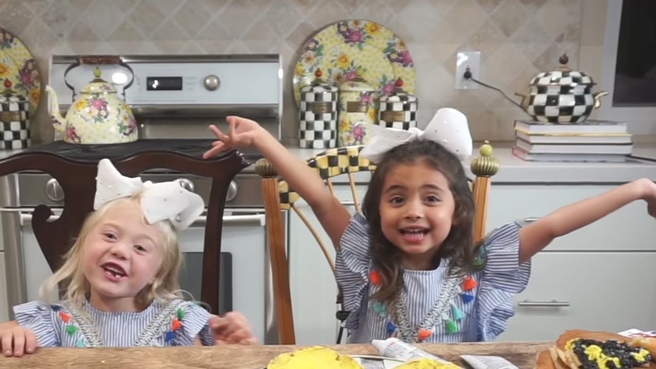 Pancake Art Emoji Challenge I Foreverandforava