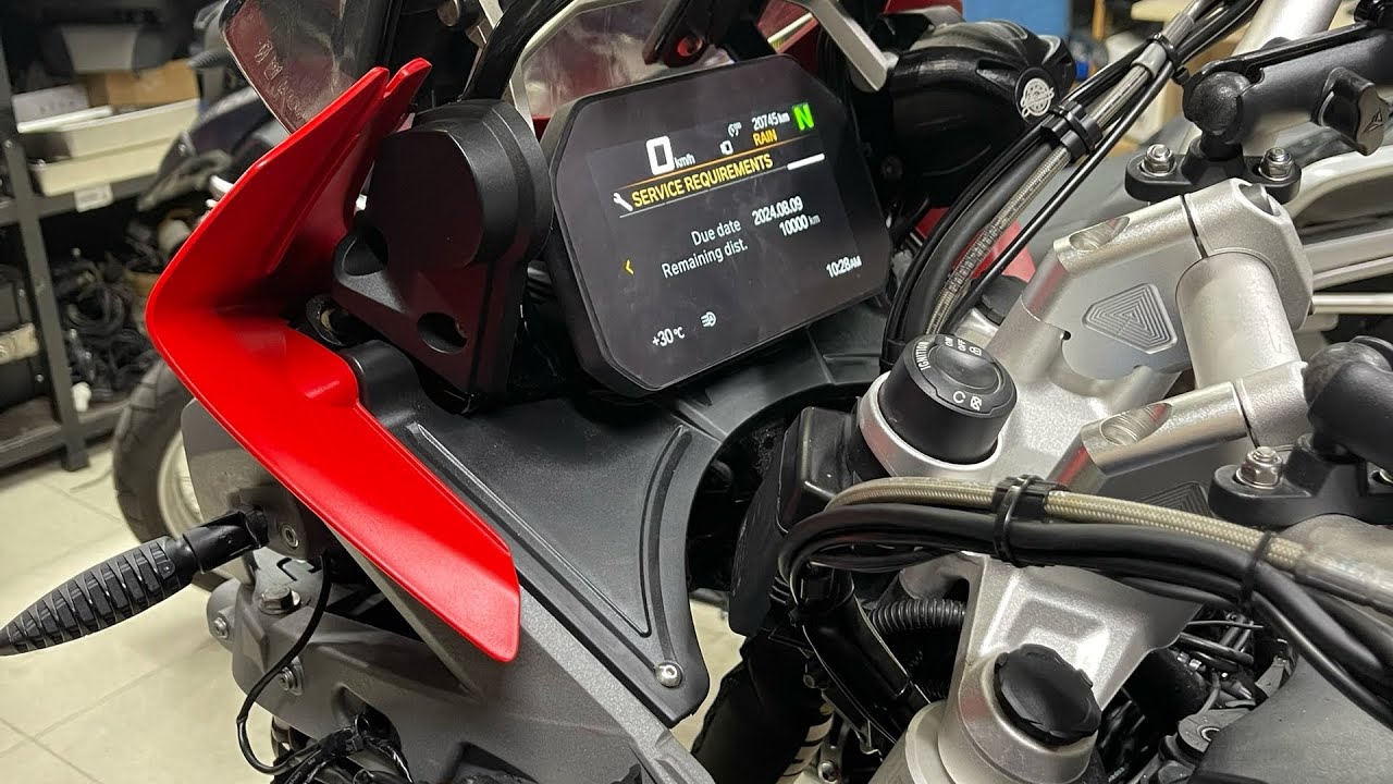 BMW R1200 GSA early 2016Retrofit TFT screen / keyless remote