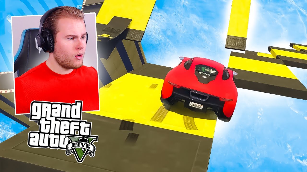 MOEILIJK PARCOUR MEGA HOOG IN DE LUCHT! 😱 (GTA 5 Races)