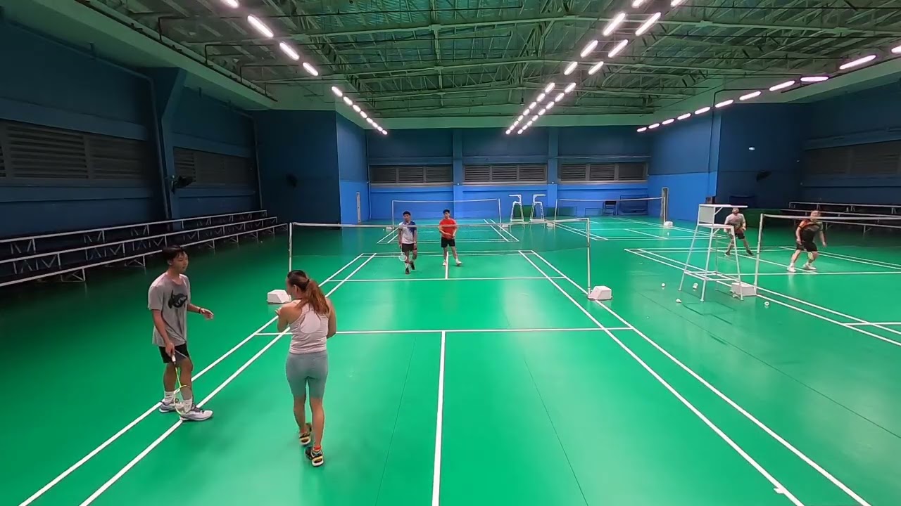 Nico & Jet vs Josh & Betty