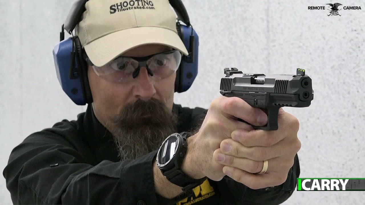 Я ношу: пистолет Ruger-57 в кобуре Galco.