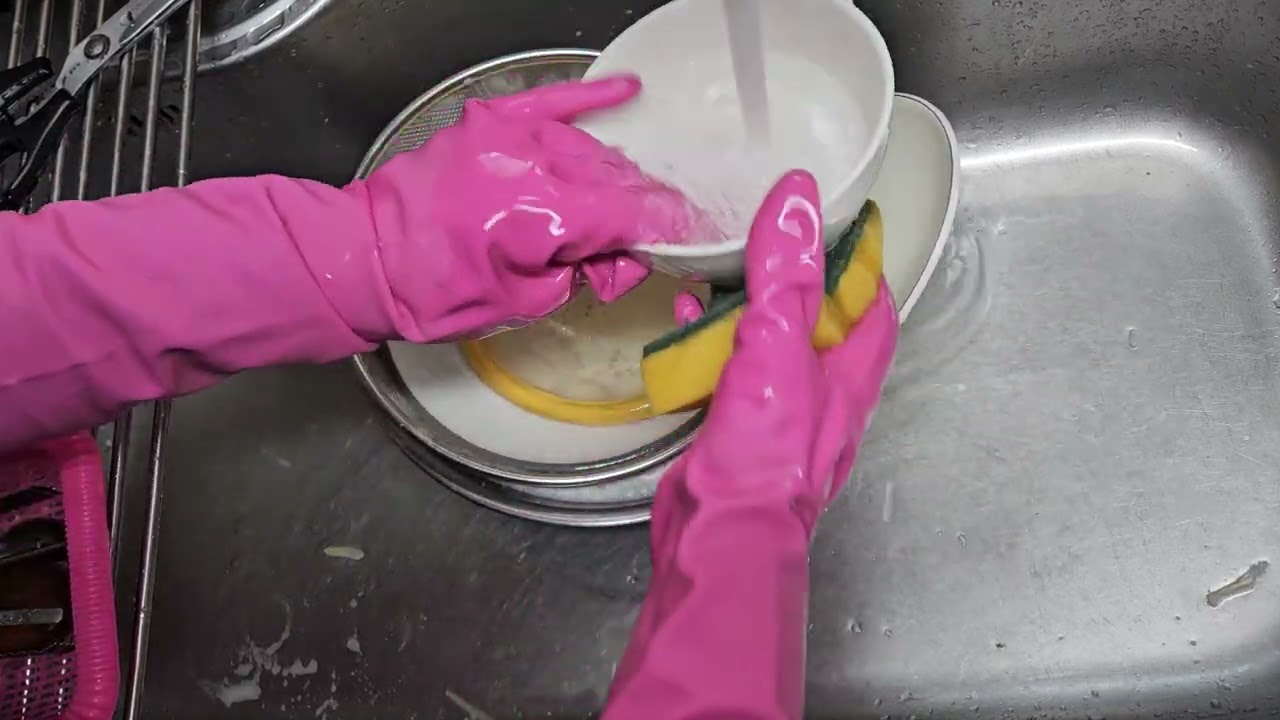 설거지 해야 밥먹지