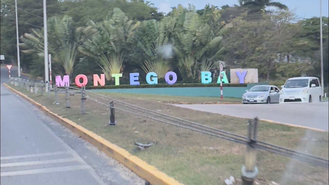 Drive from Montego Bay Jamaica 🇯🇲 to Ocho Rios 📍🇯🇲