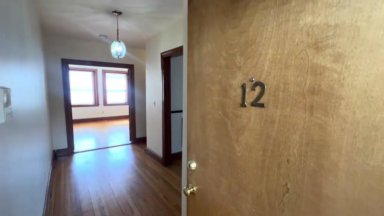 Kelton Apartments 240-12