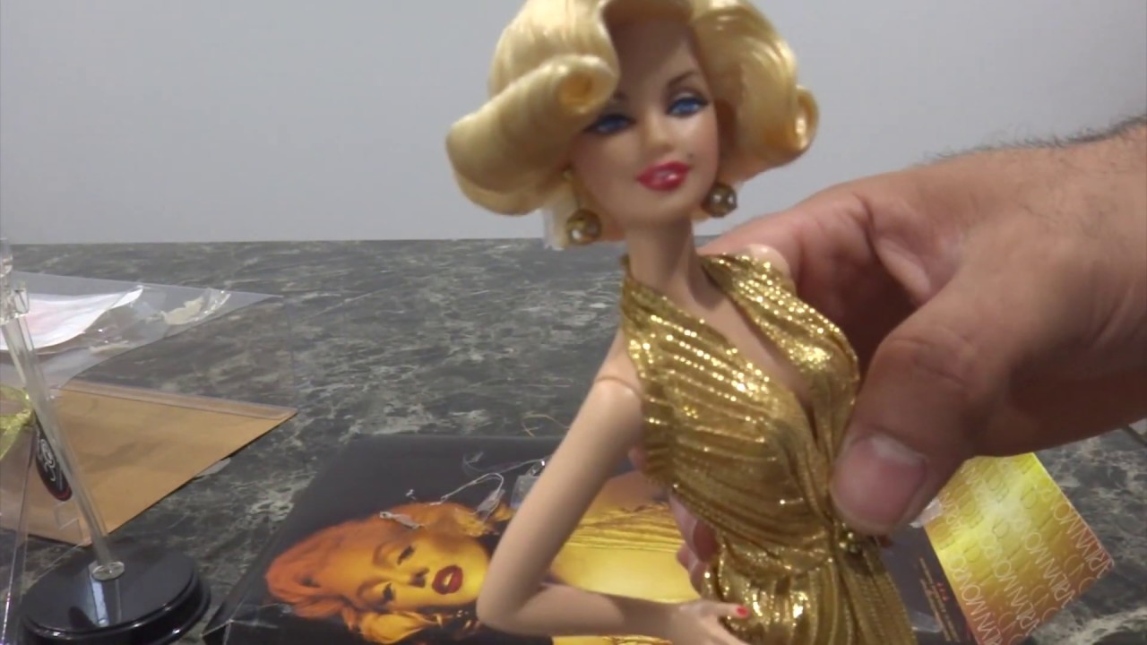 Unveiling the 2009 Barbie As Marilyn Monroe Doll from the Blonde Ambition Collection!