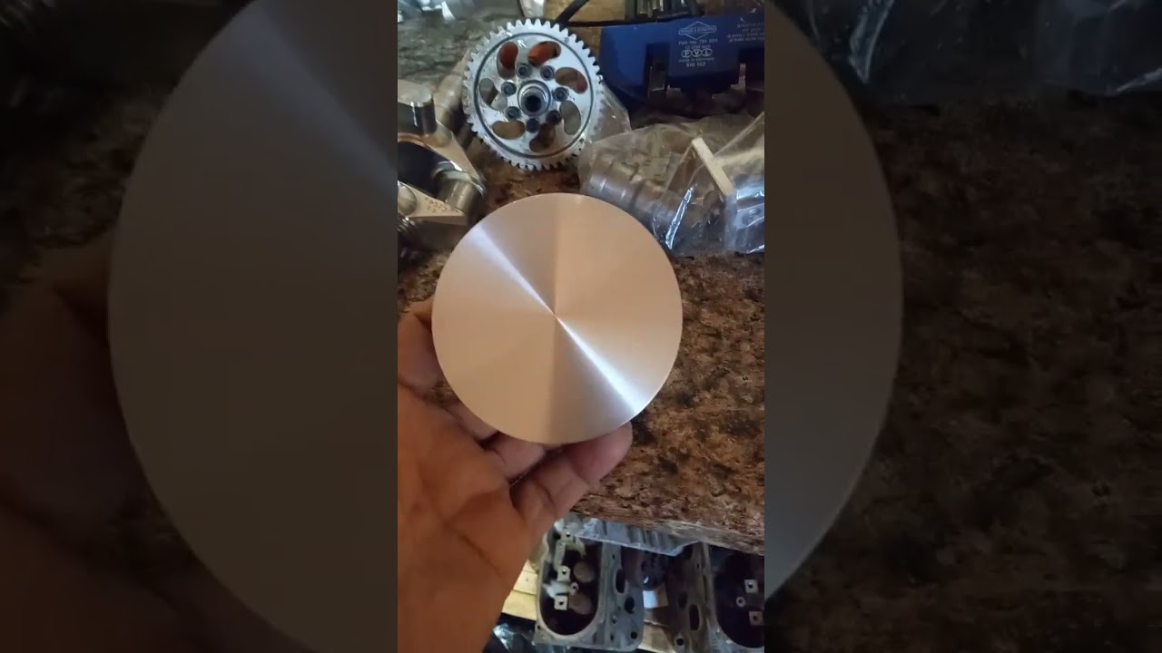 JB custom outlaw small block got the new j&b Auto piston