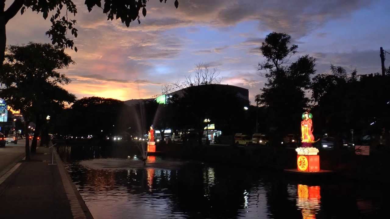 Panasonic camcorder HC-X920 night time test in Chiang Mai, Thailand
