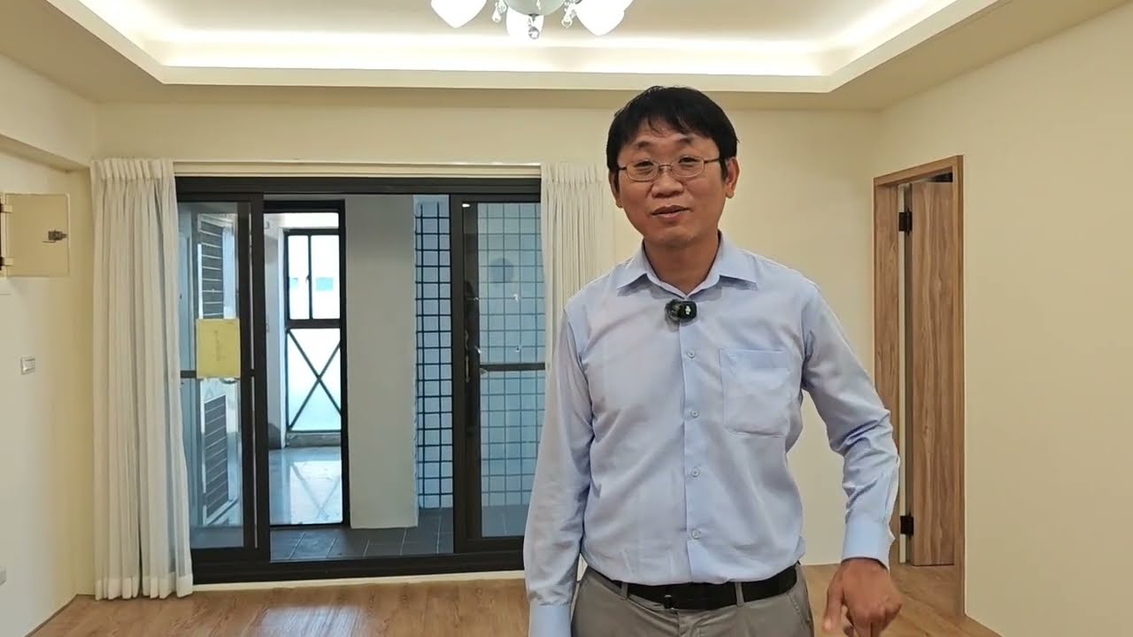 898萬買台中太平市區東村八街室內28坪全新精緻整理中高樓層無限視野3房2廳2衛浴2陽台入門玄關電梯華廈公寓大樓12H管理0989905453